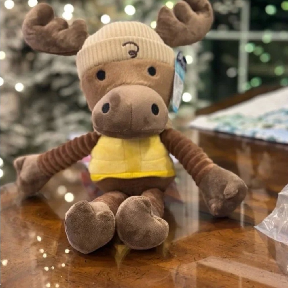 NWT Frisco by Chewy Holiday Moose Plush Squeaky Dog Toy Size Medium/ Large